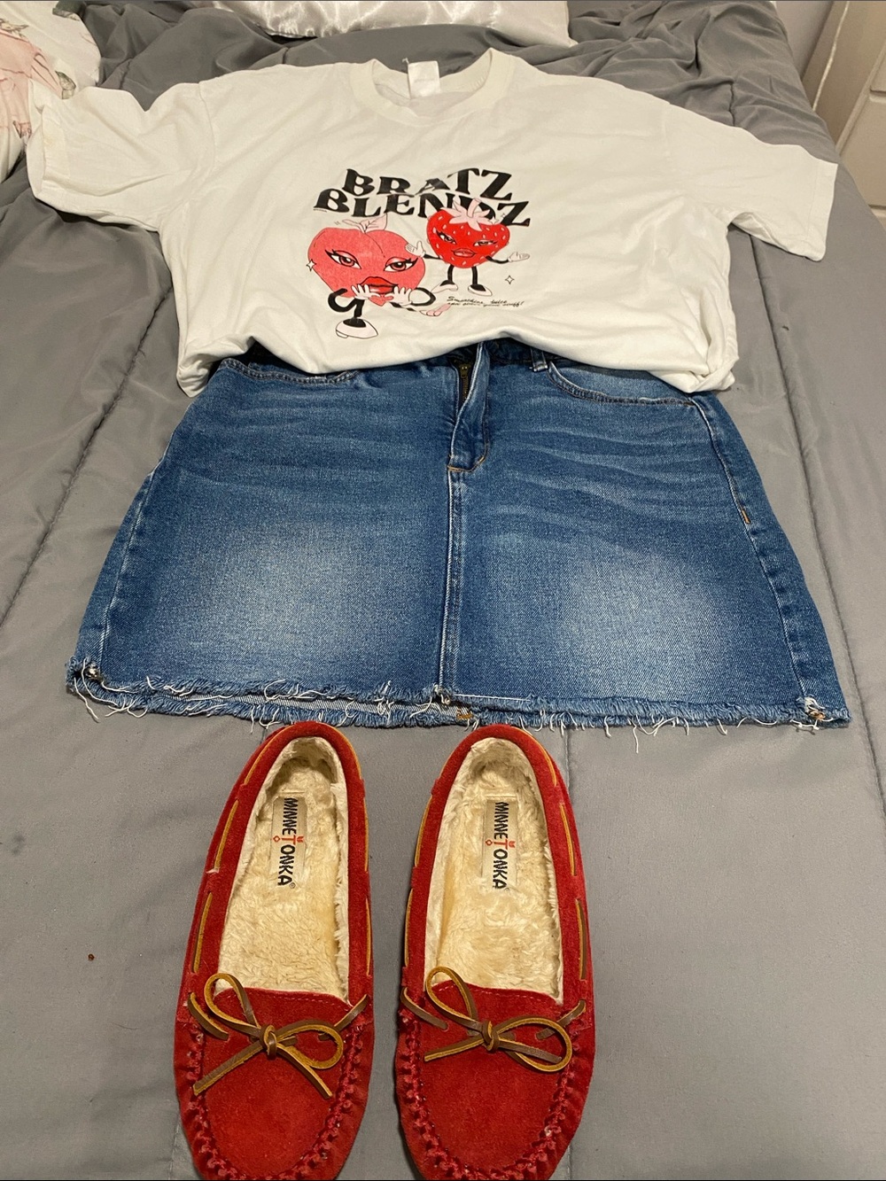 Bundle of 3 Minnetonka Red Suede Moccasin, Bratz T-shirt, denim mini skirt